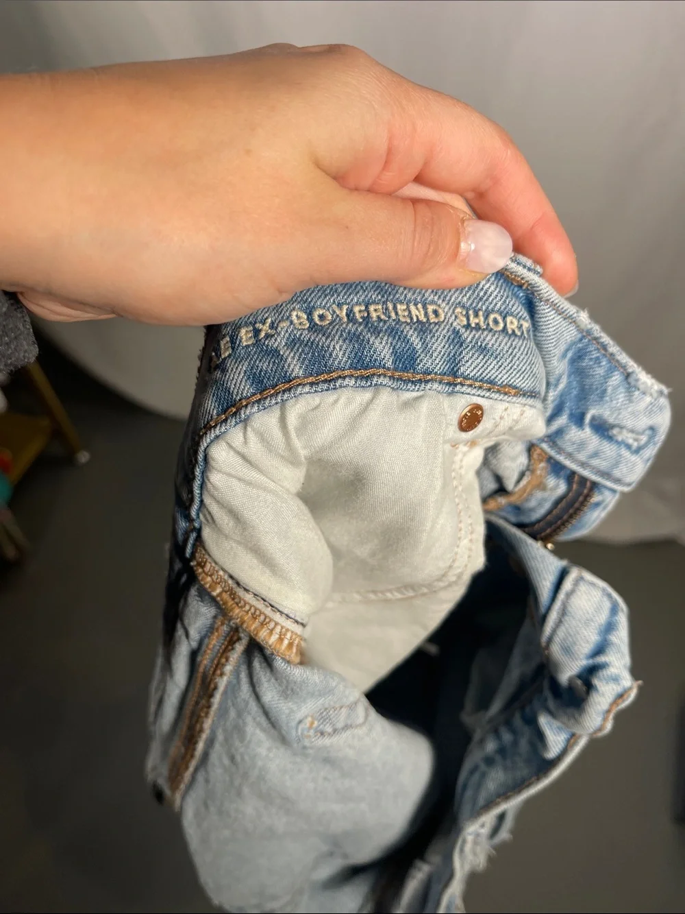 AMERICAN EAGLE WOMENS EX-BOYFRIEND DENIM JEAN SHORTS 12